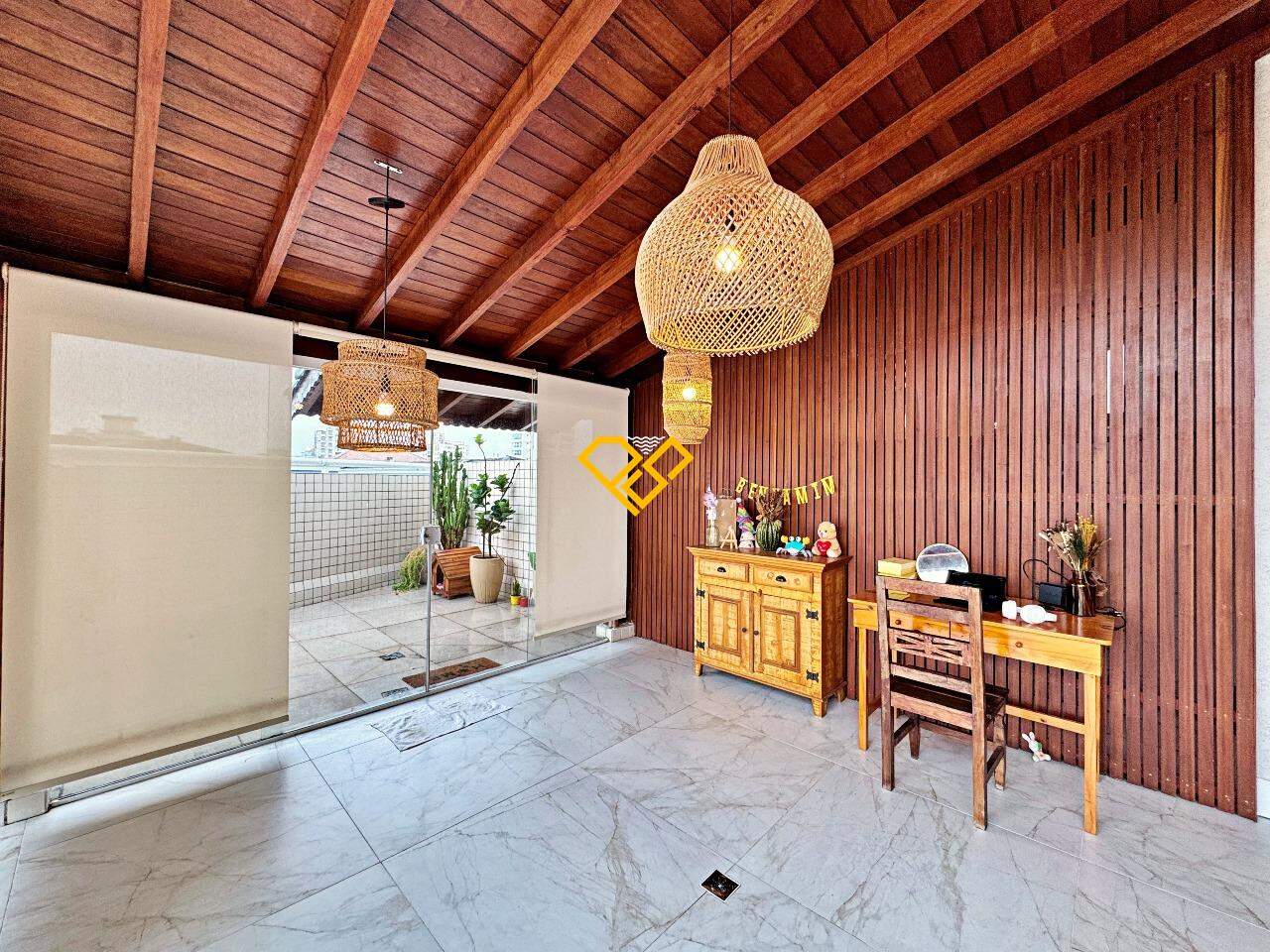 Garden à venda no Ponta da Praia: Área gourmet