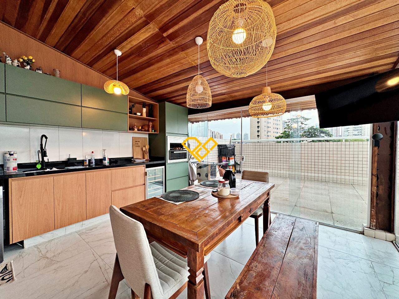 Garden à venda no Ponta da Praia: Área gourmet