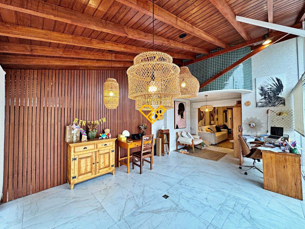 Garden à venda no Ponta da Praia: Área gourmet