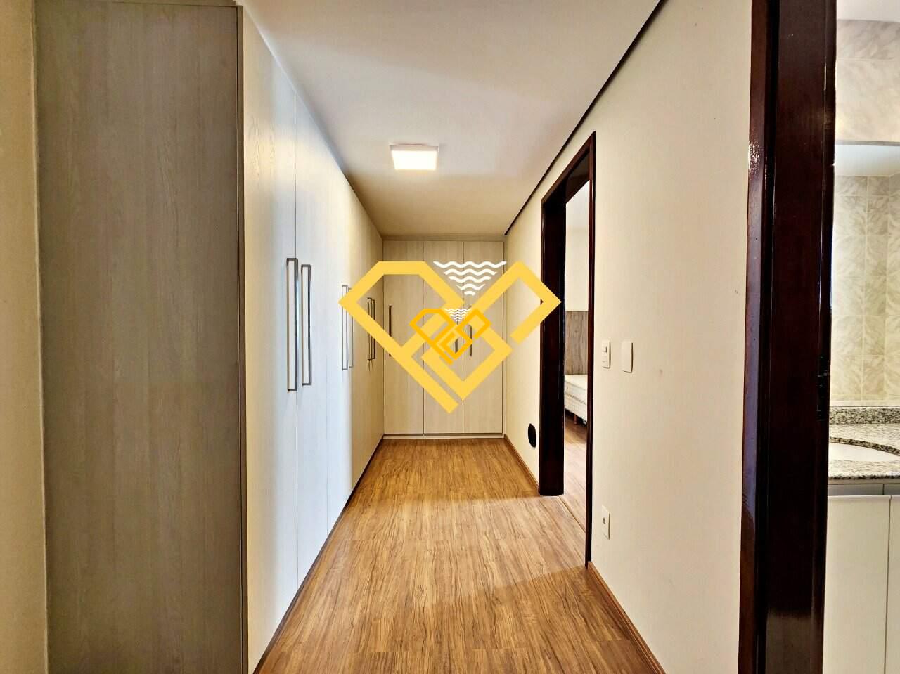 Apartamento para aluguel no Gonzaga: Closet