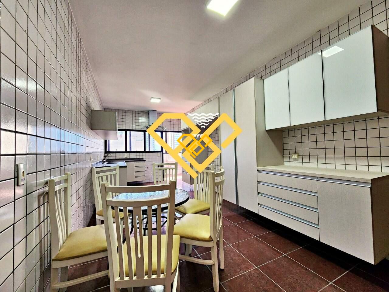 Apartamento para aluguel no Gonzaga: Cozinha
