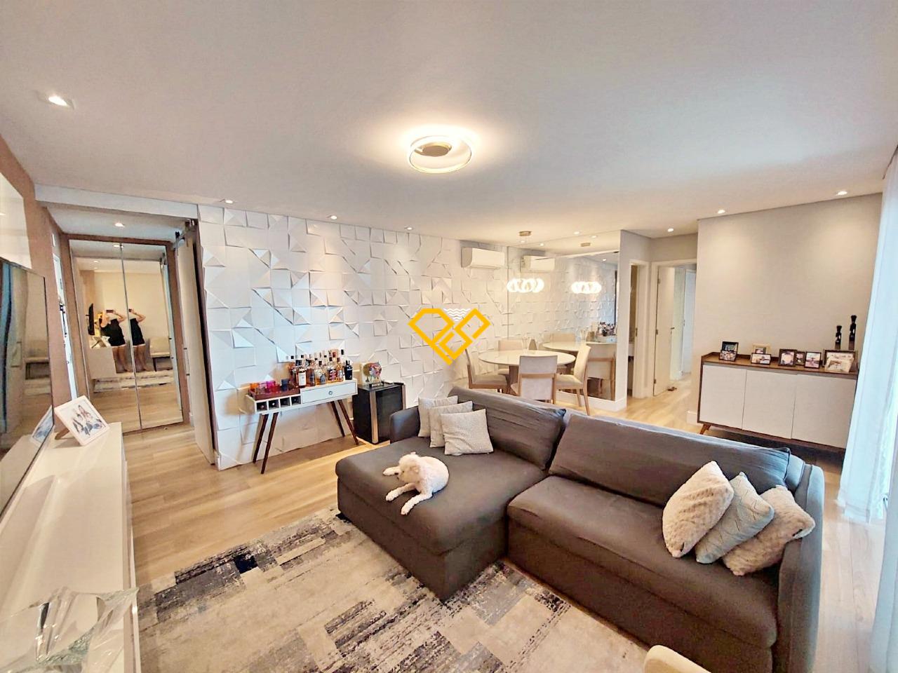 Apartamento à venda no Ponta da Praia: Sala