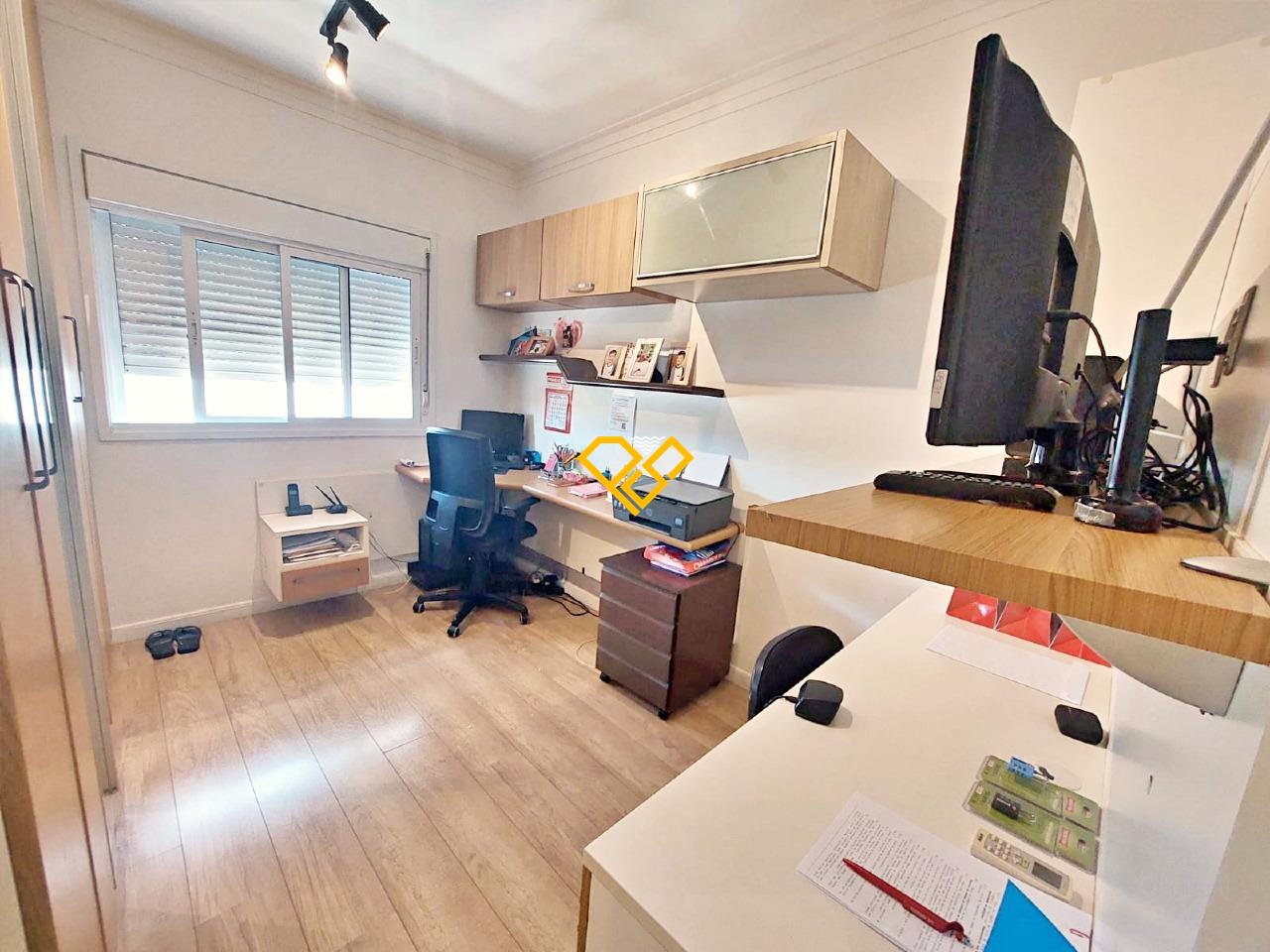 Apartamento à venda no Ponta da Praia: Dormitório 3