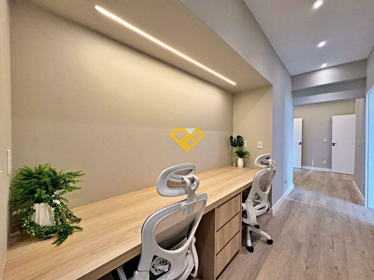 Apartamento à venda no Boqueirão: Escritório