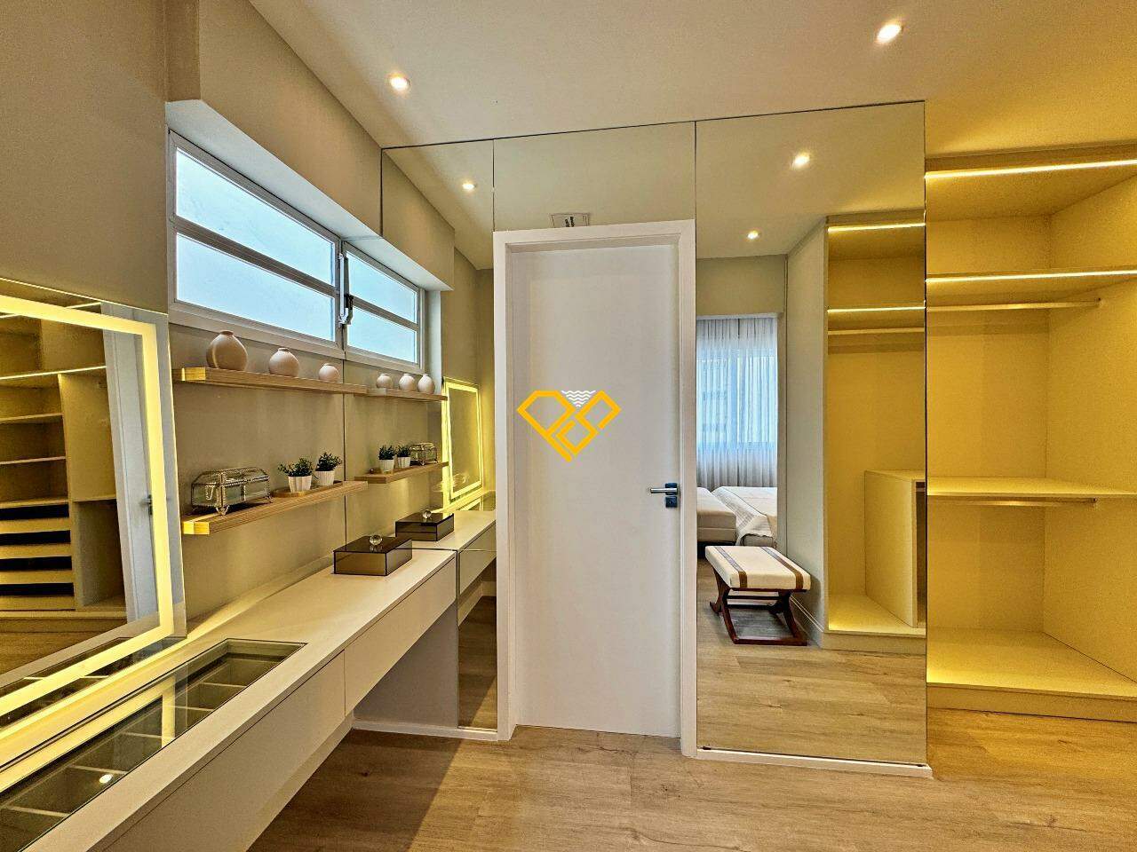 Apartamento à venda no Boqueirão: Dormitório 1 - suíte master