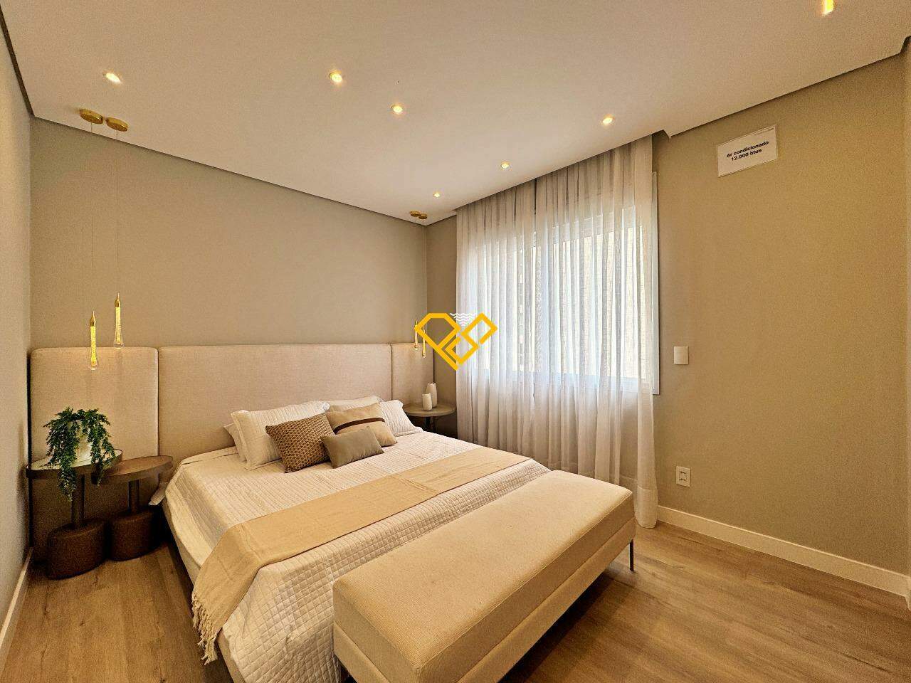 Apartamento à venda no Boqueirão: Dormitório 1 - suíte master