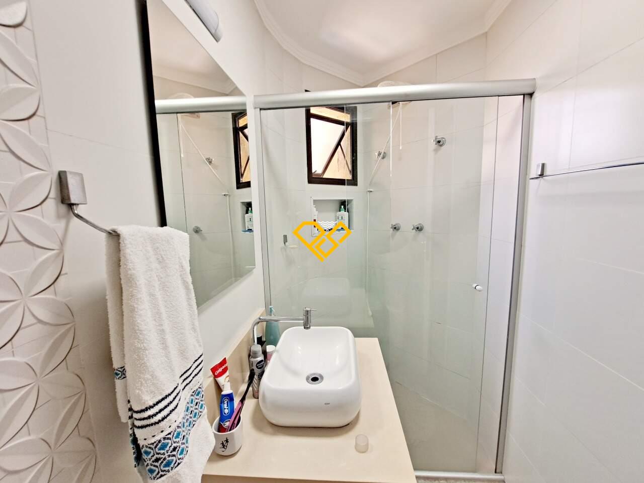 Apartamento à venda no Ponta da Praia: Wc social