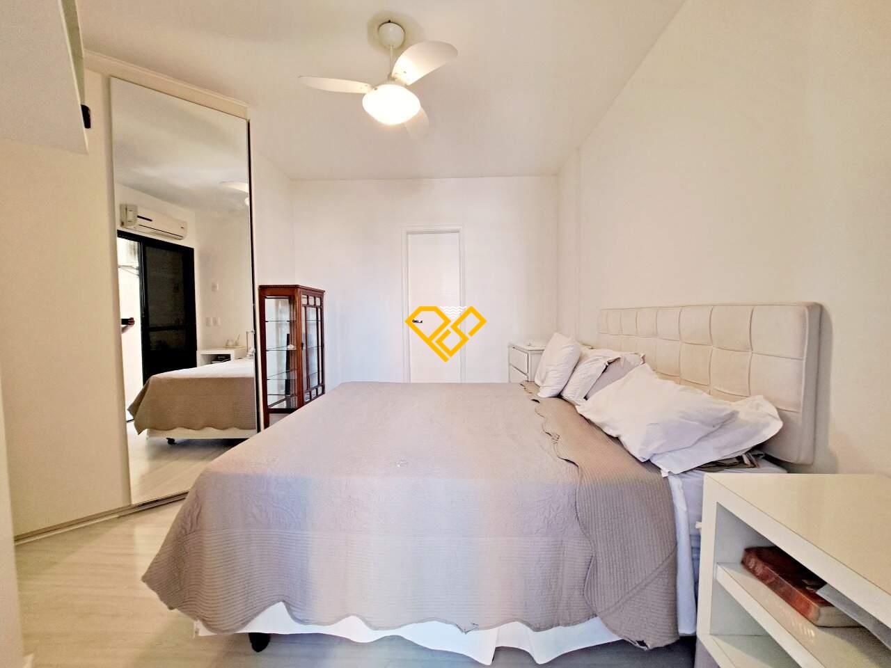 Apartamento à venda no Ponta da Praia: Dormitório 1 - suíte