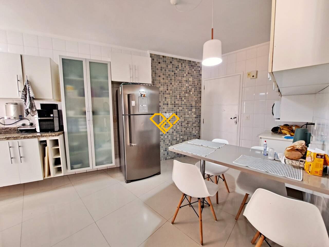 Apartamento à venda no Ponta da Praia: Cozinha