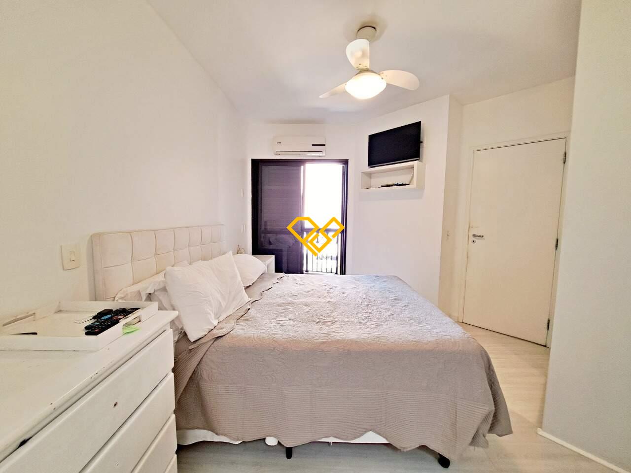 Apartamento à venda no Ponta da Praia: Dormitório 1 - suíte