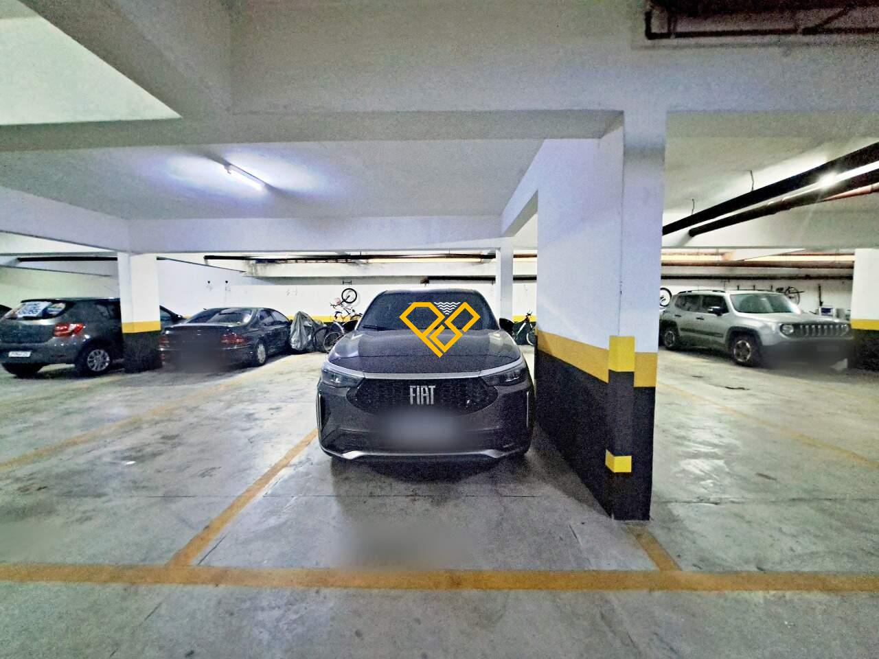 Apartamento à venda no Ponta da Praia: Garagem