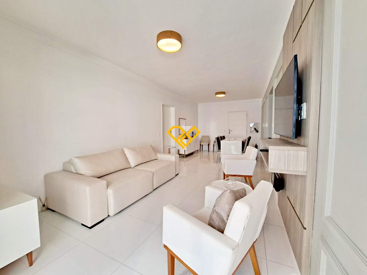 Apartamento à venda no Ponta da Praia: Sala