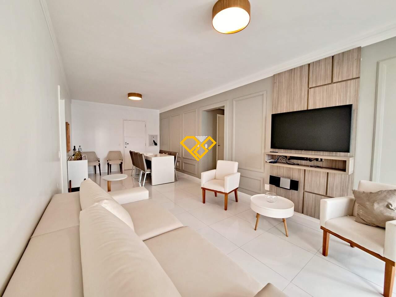 Apartamento à venda no Ponta da Praia: Sala