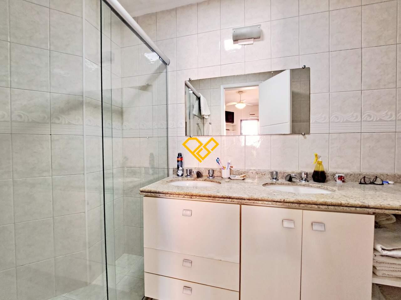 Apartamento à venda no Ponta da Praia: Wc suíte