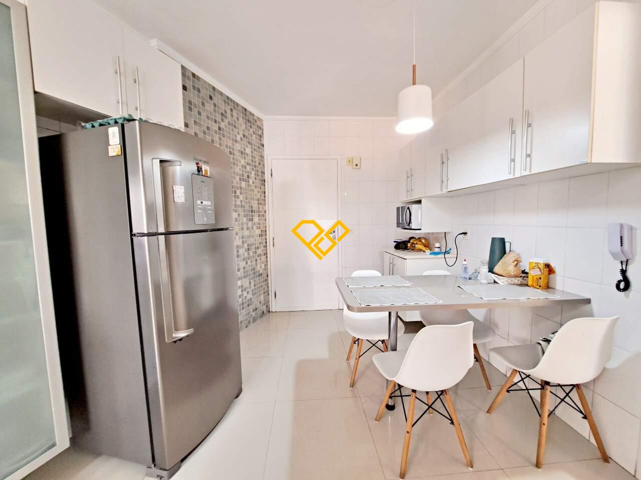 Apartamento à venda no Ponta da Praia: Cozinha