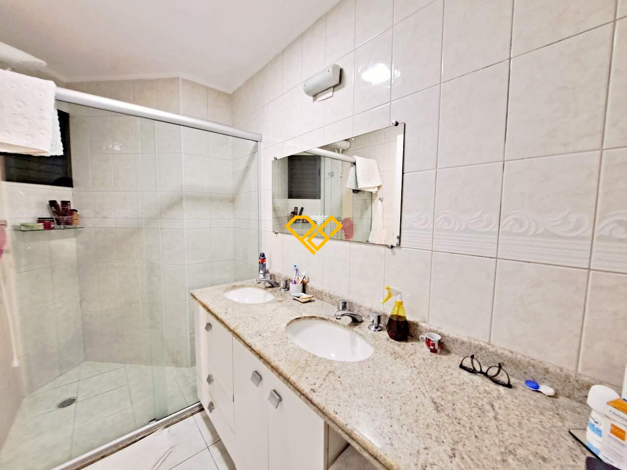 Apartamento à venda no Ponta da Praia: Wc suíte