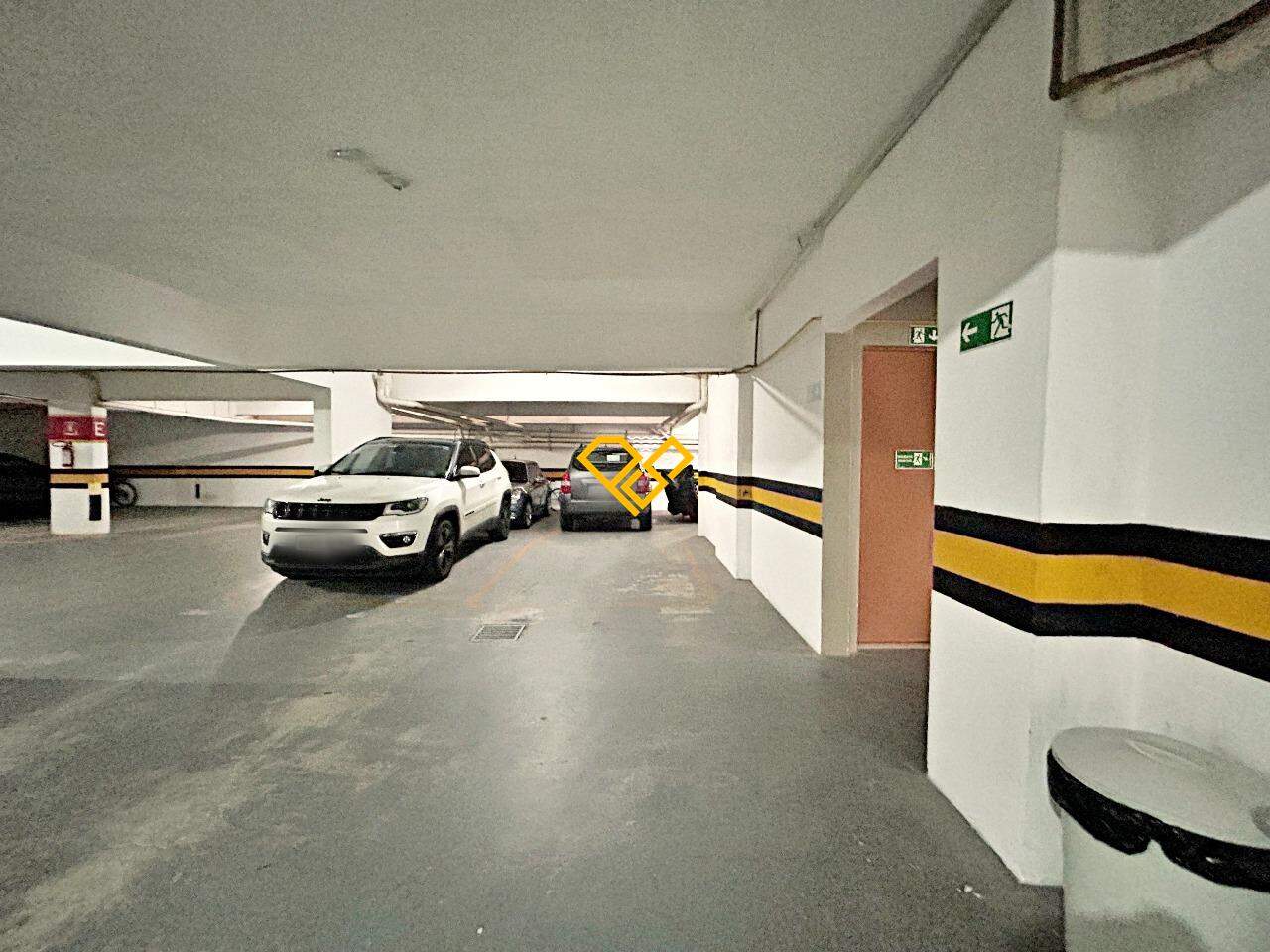 Apartamento à venda no Ponta da Praia: Garagem