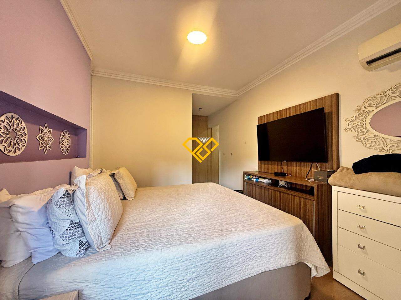 Apartamento à venda no Ponta da Praia: Dormitório 1 - suíte