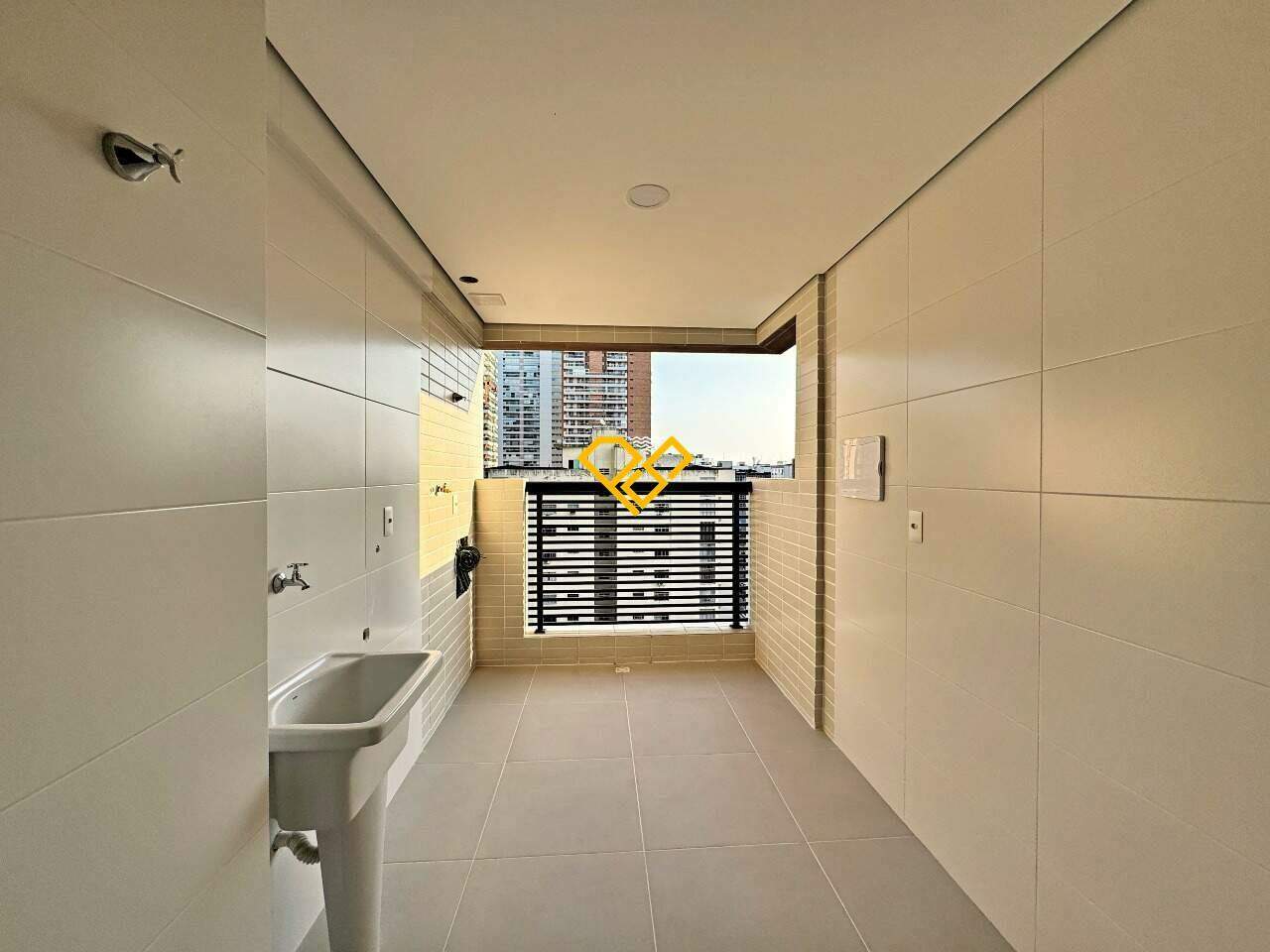 Apartamento à venda no Gonzaga: Área de serviço