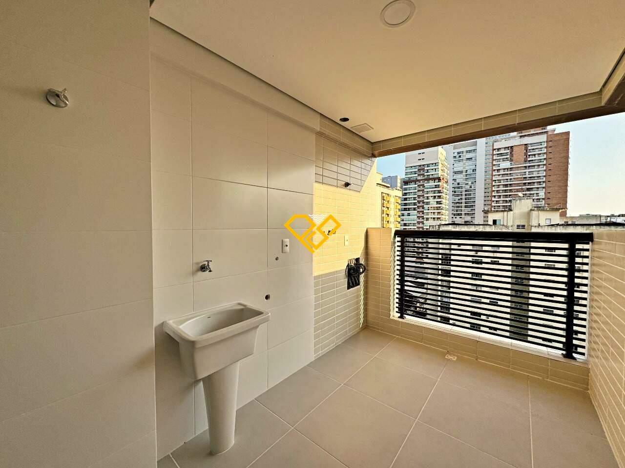 Apartamento à venda no Gonzaga: Área de serviço