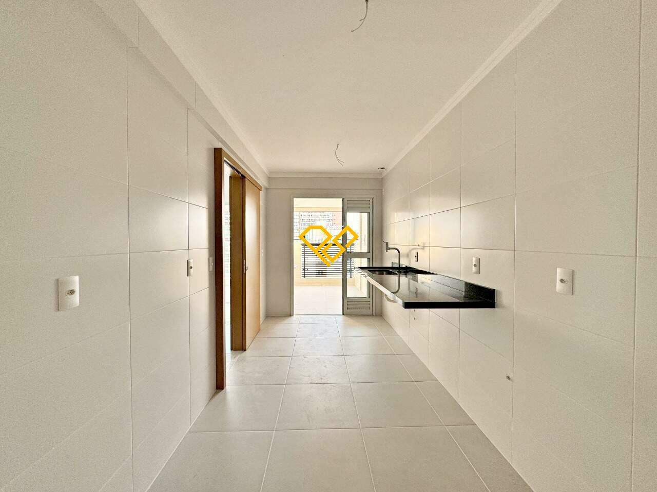 Apartamento à venda no Gonzaga: Cozinha