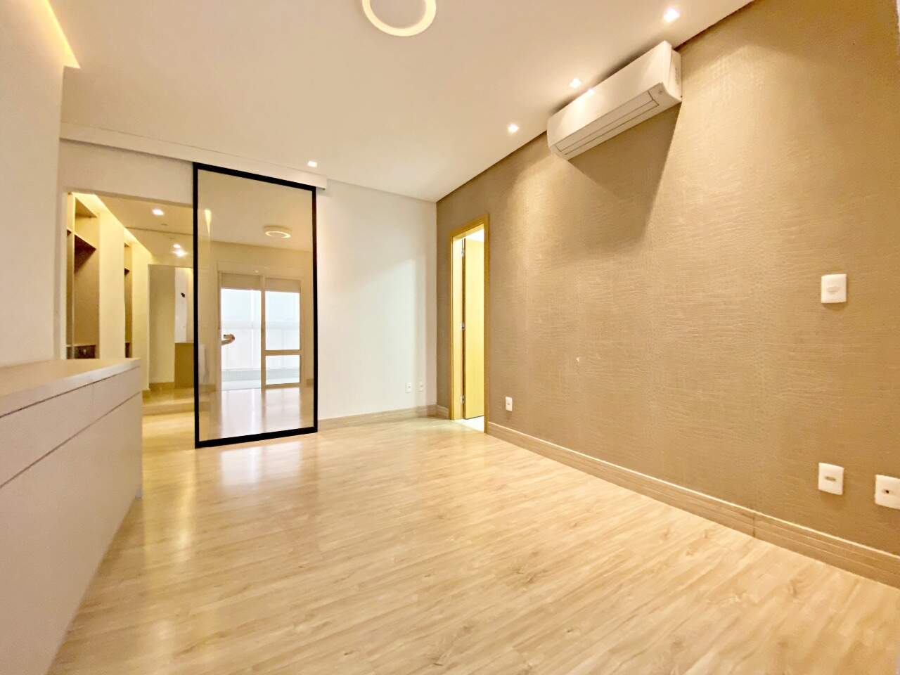 Apartamento à venda no Embaré: