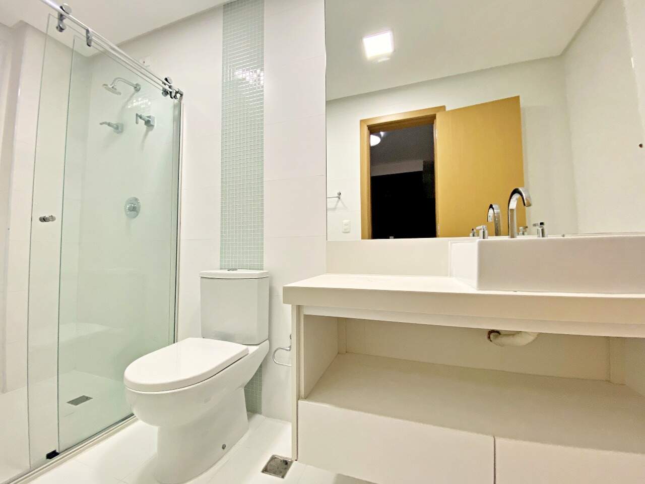 Apartamento à venda no Embaré: