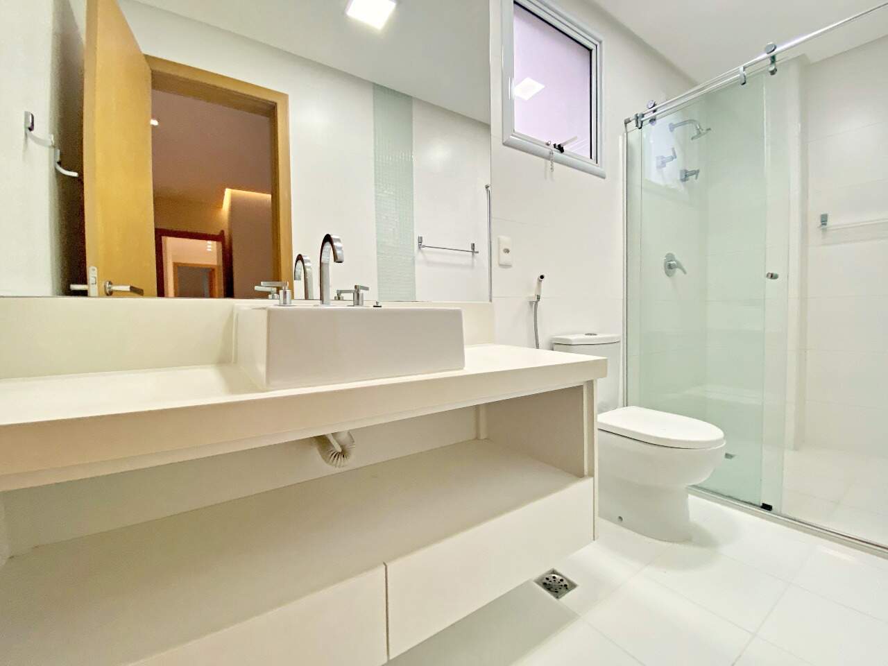 Apartamento à venda no Embaré:
