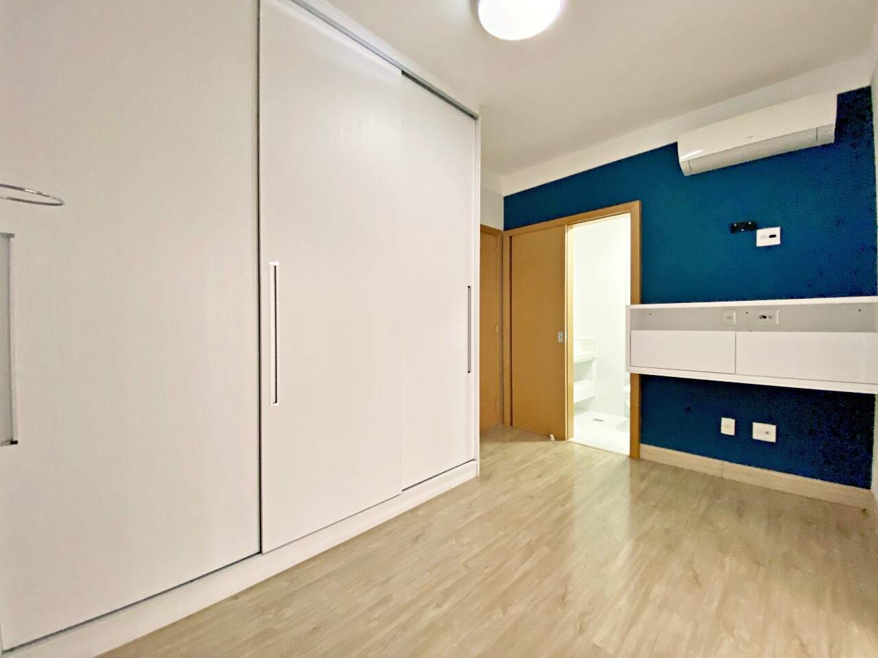 Apartamento à venda no Embaré: