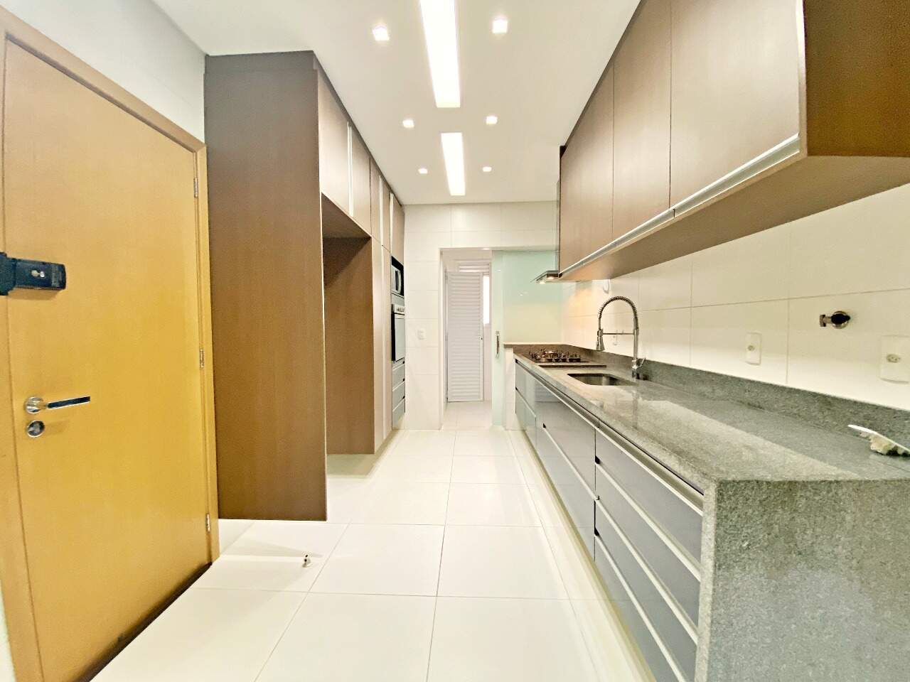 Apartamento à venda no Embaré: