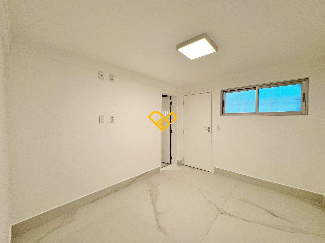 Apartamento à venda no Boqueirão: Dependência