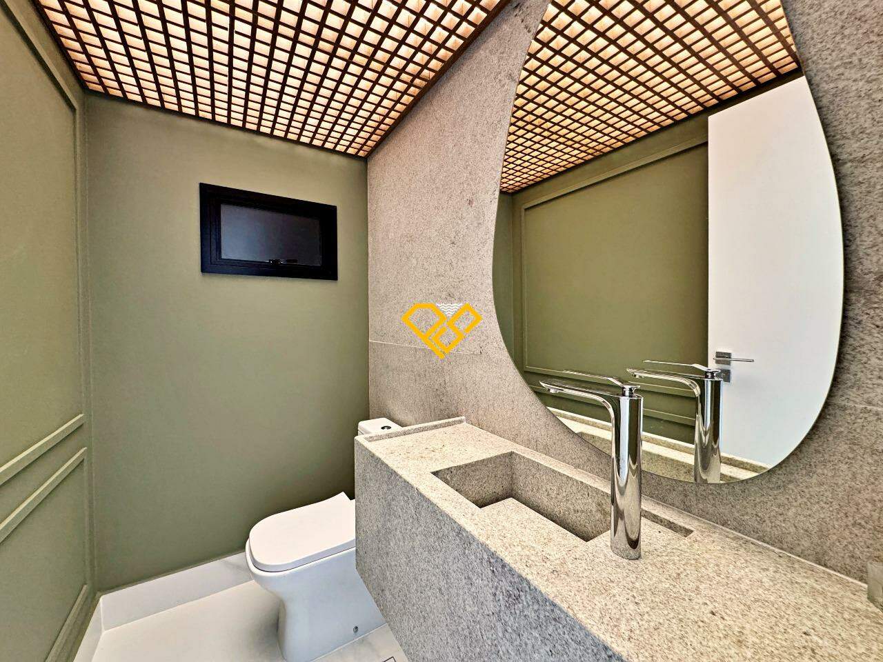 Apartamento à venda no Boqueirão: Lavabo