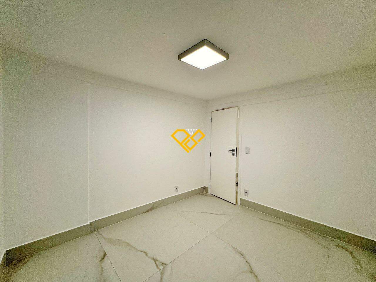 Apartamento à venda no Boqueirão: Dependência