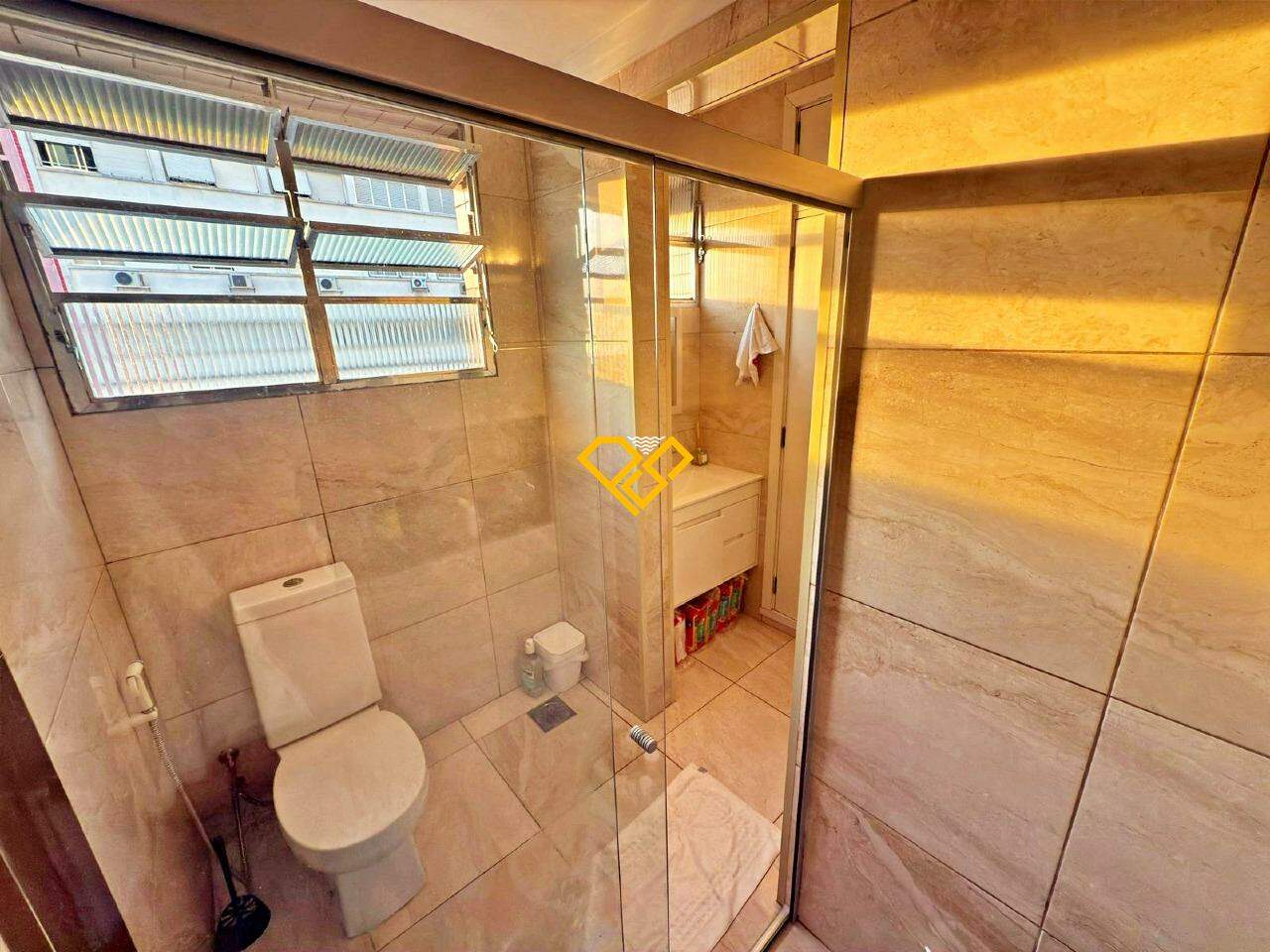 Apartamento à venda no Pompéia: Wc social