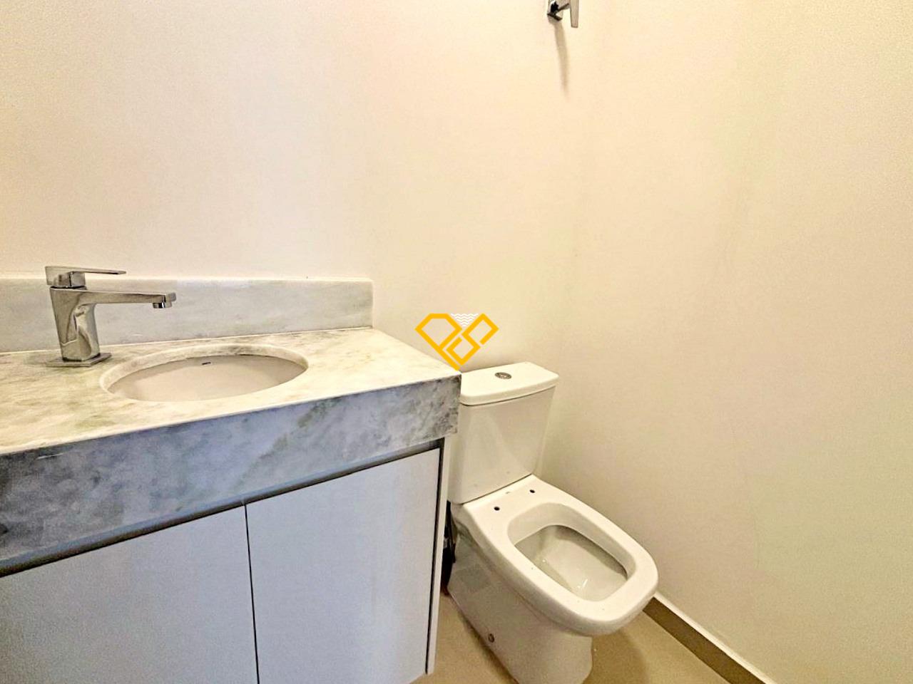 Apartamento à venda no Boqueirão: Lavabo