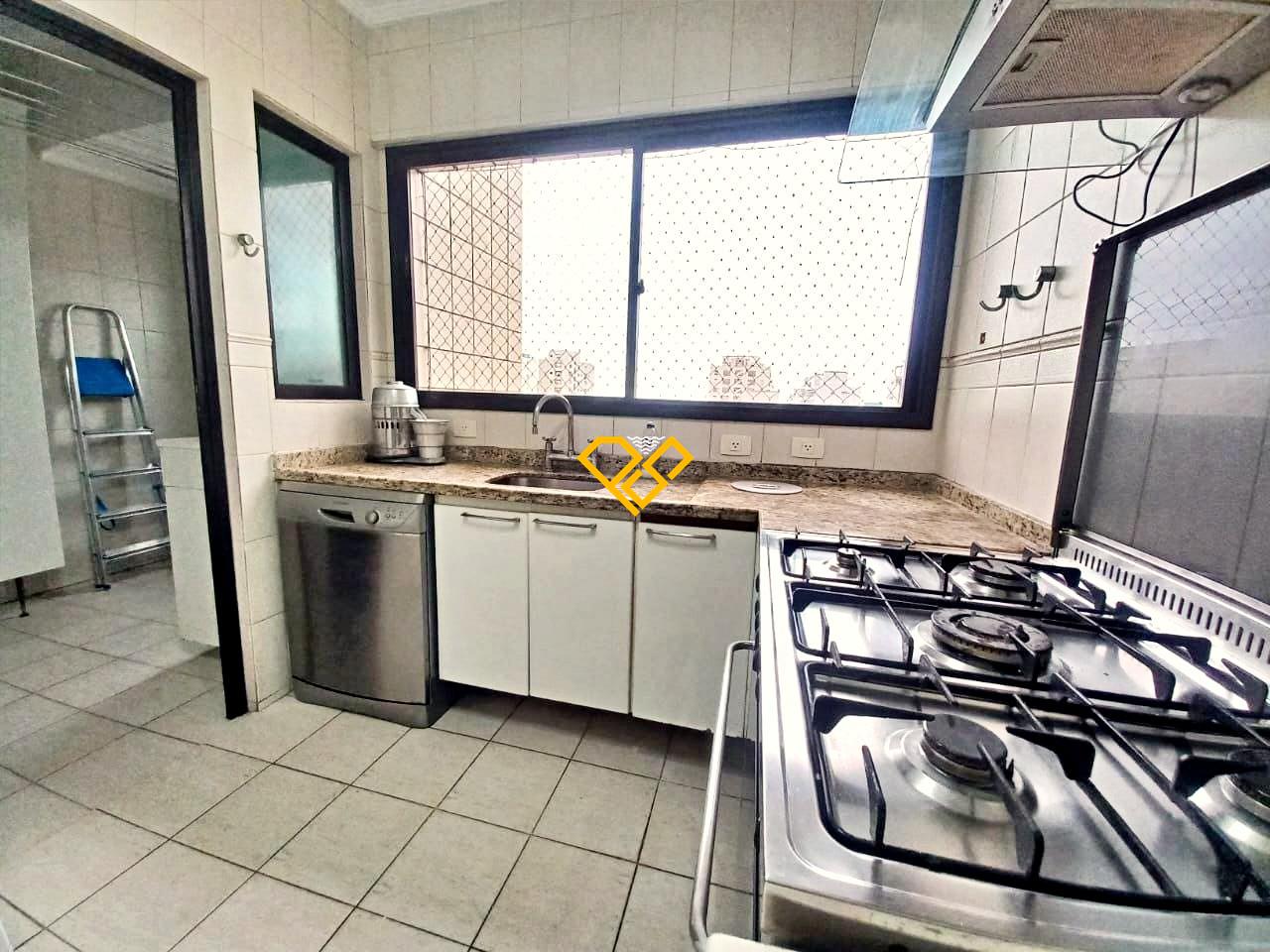 Cobertura à venda no Gonzaga: Cozinha