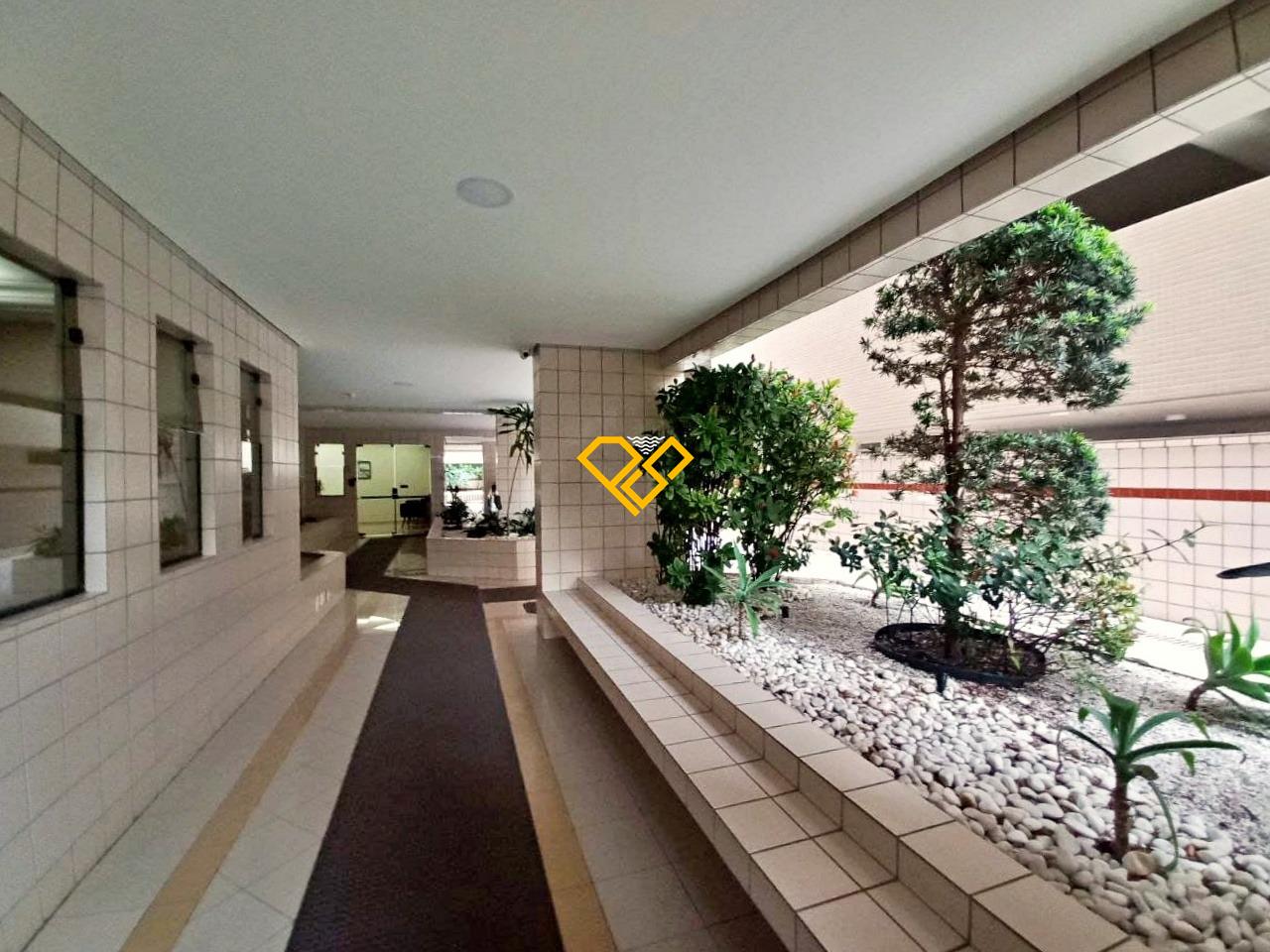 Cobertura à venda no Gonzaga: Entrada do condomínio