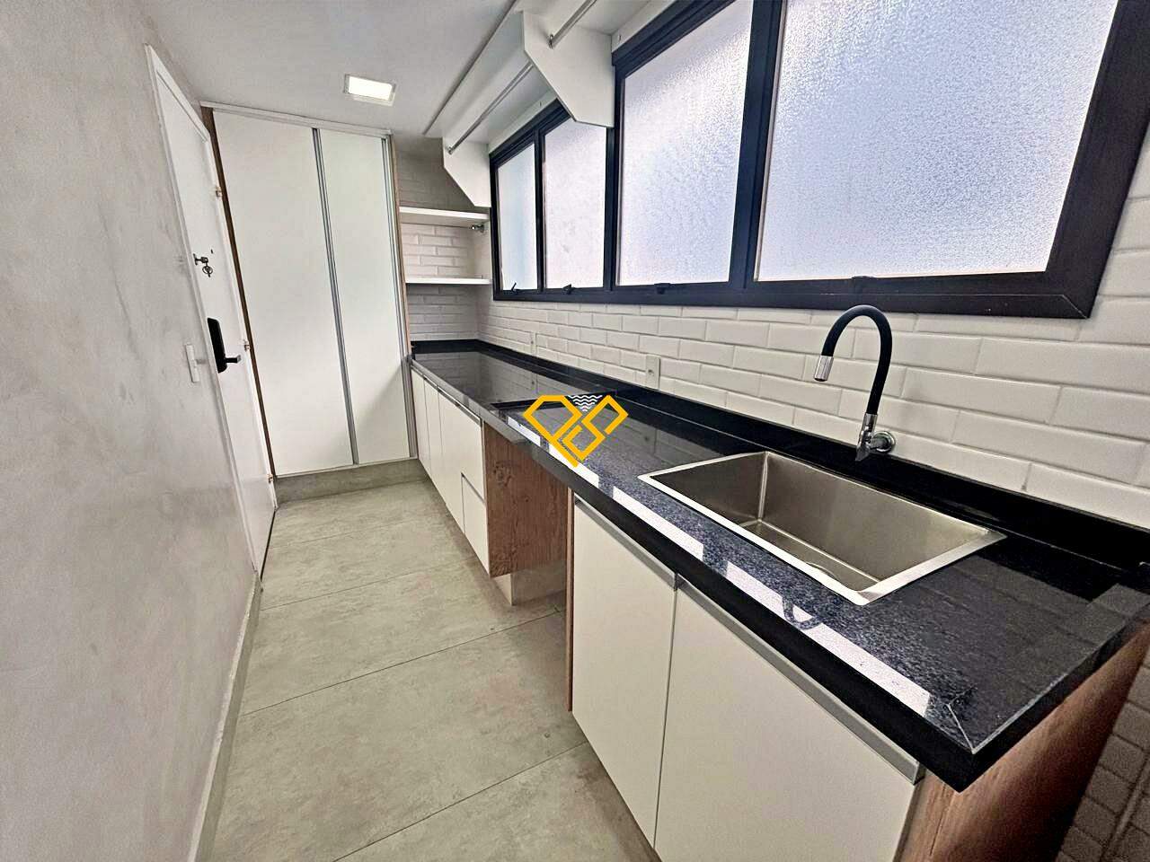 Apartamento à venda no Pompéia: Área de serviço
