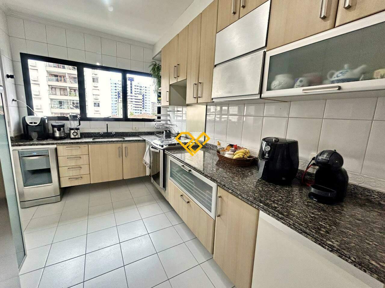 Apartamento à venda no Ponta da Praia: Cozinha
