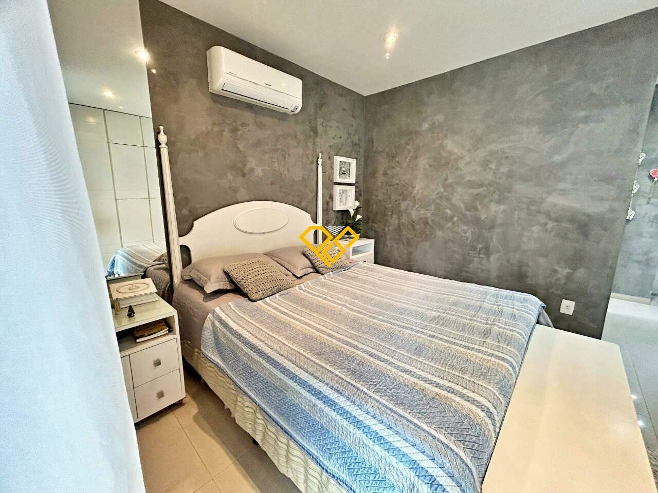 Apartamento à venda no Ponta da Praia: Dormitório 2 - suíte