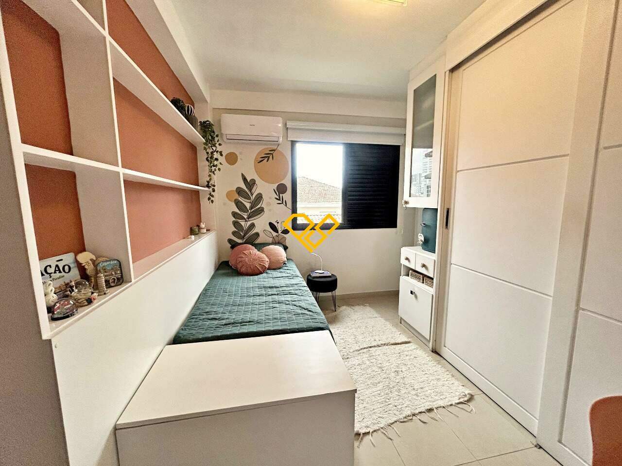 Apartamento à venda no Ponta da Praia: Dormitório 3 - suíte