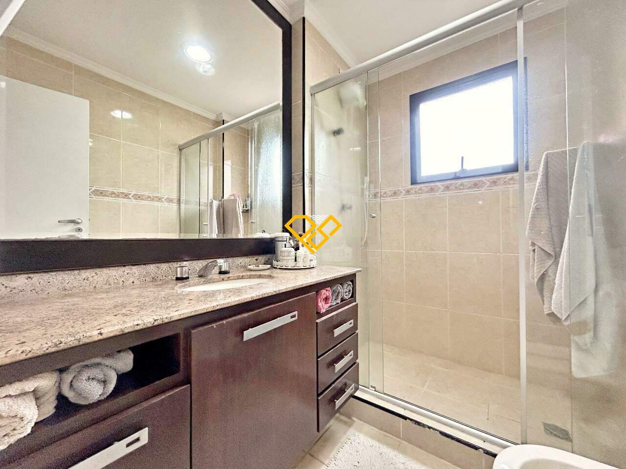 Apartamento à venda no Ponta da Praia: Wc suíte 2