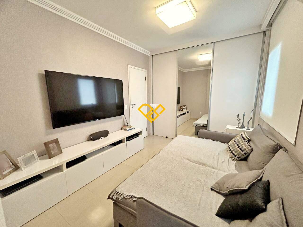 Apartamento à venda no Ponta da Praia: Dormitório 1 - suíte