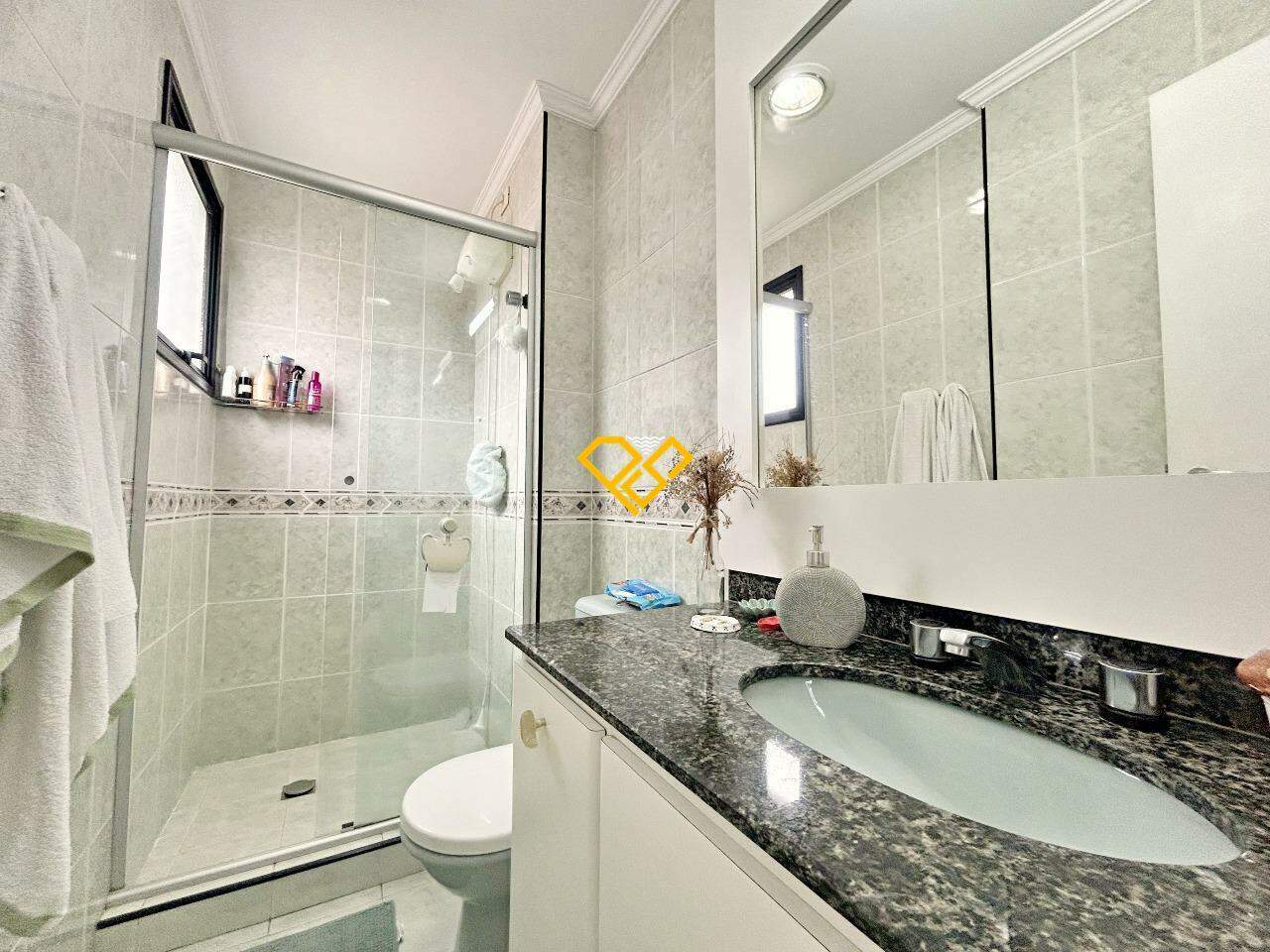 Apartamento à venda no Ponta da Praia: Wc suíte 3