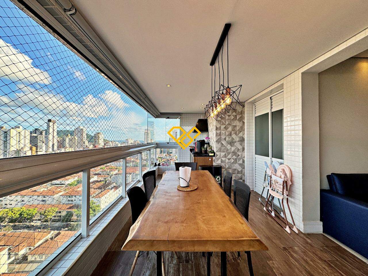 Apartamento à venda no Embaré: 