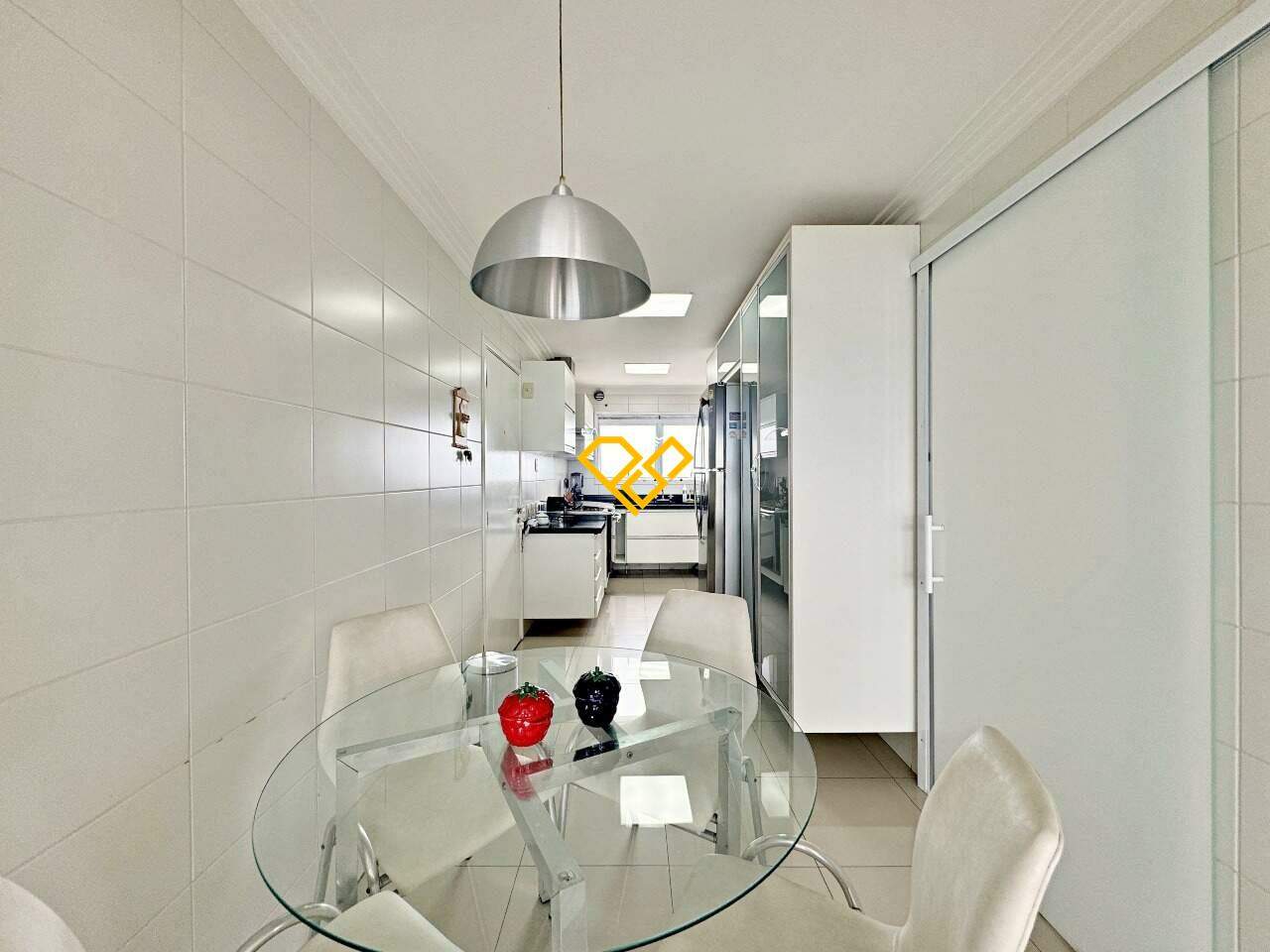 Apartamento à venda no Ponta da Praia: Cozinha