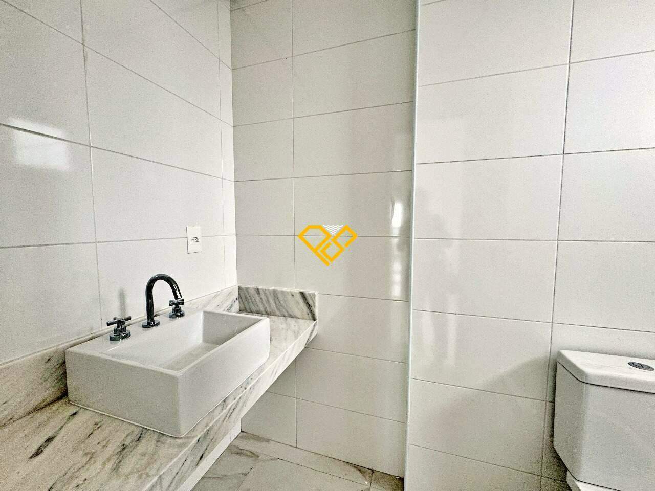 Apartamento à venda no Ponta da Praia: