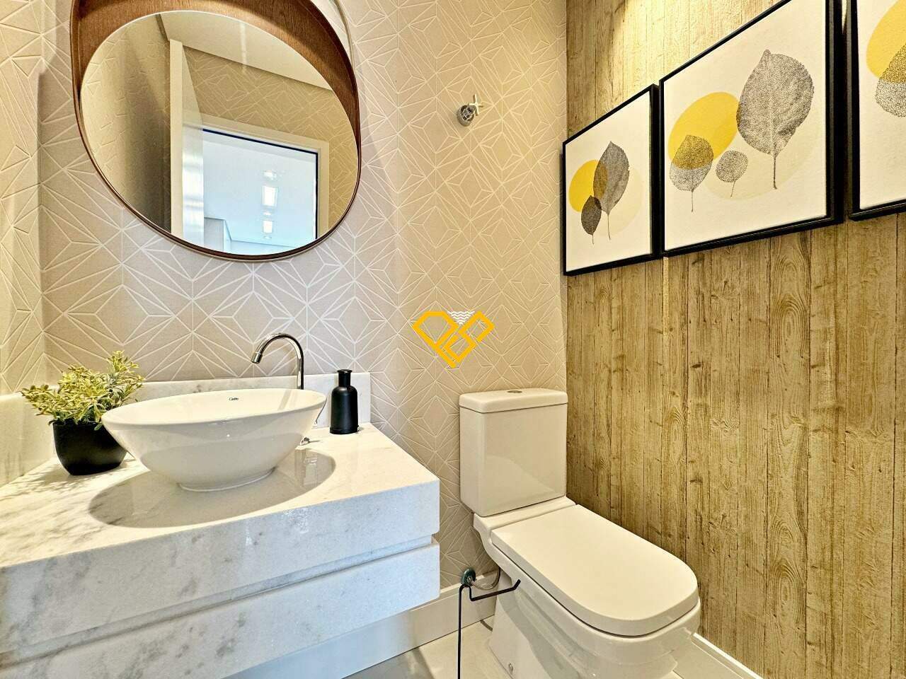 Apartamento à venda no Ponta da Praia: lavabo