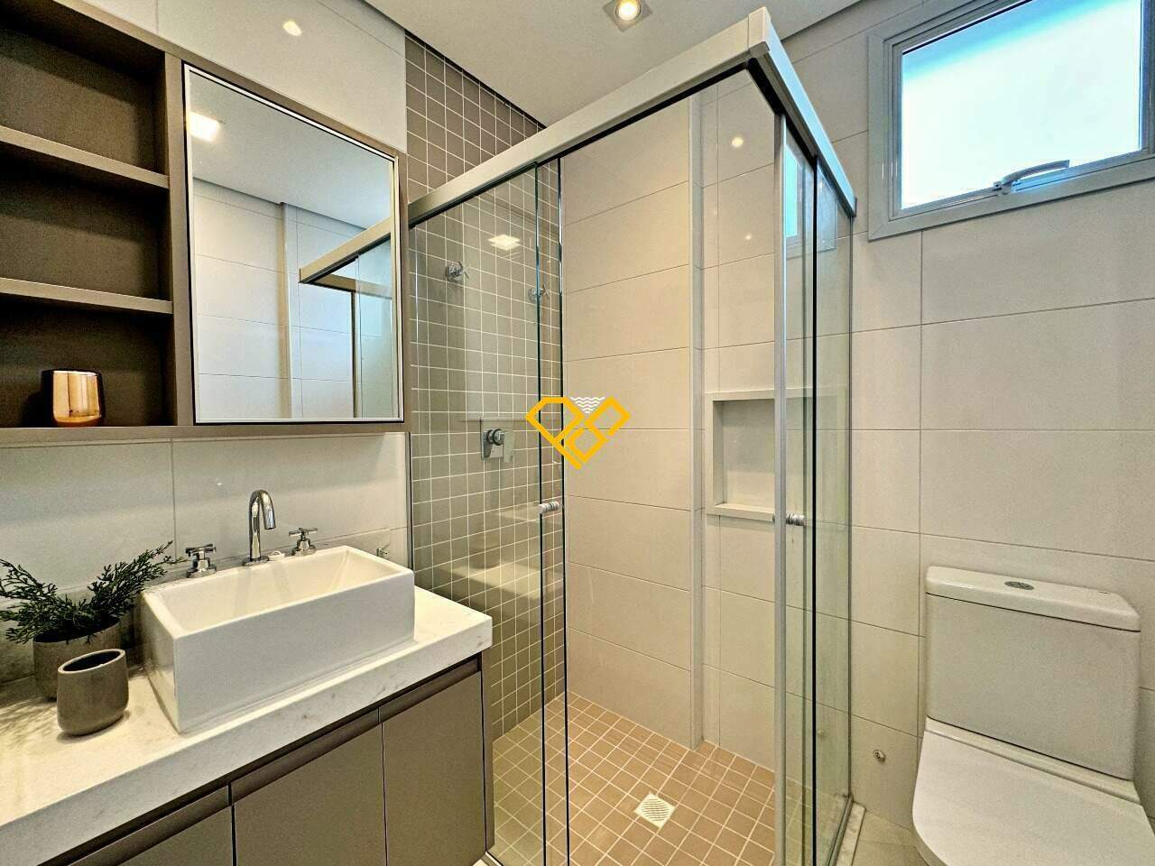 Apartamento à venda no Ponta da Praia: wc master