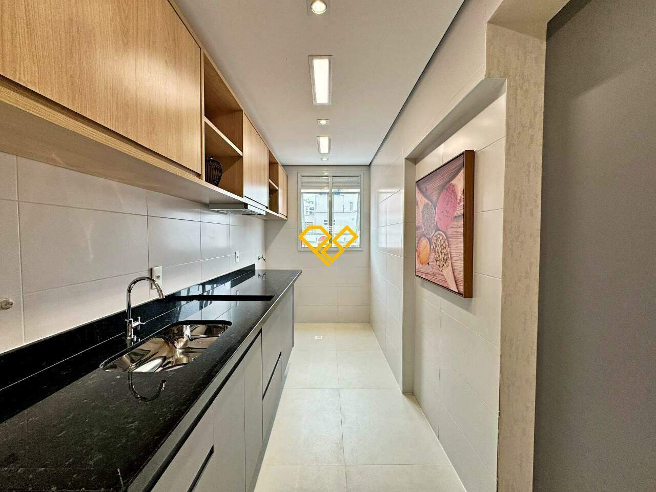 Apartamento à venda no Ponta da Praia: